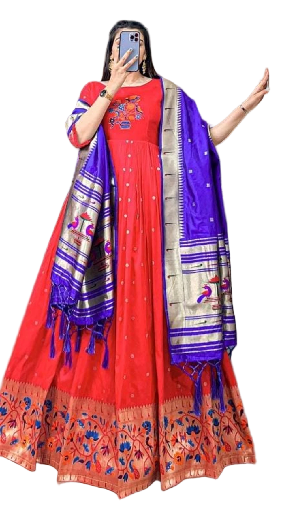 JACQUARD SILK GOWN WITH DUPATTA