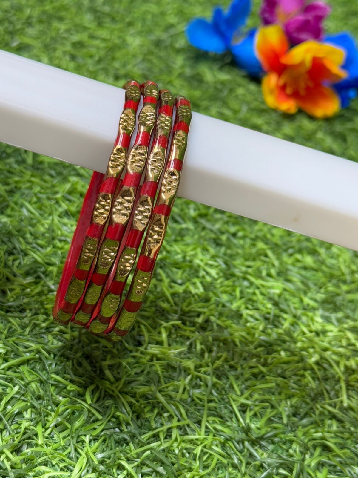 GLASS BANGLES