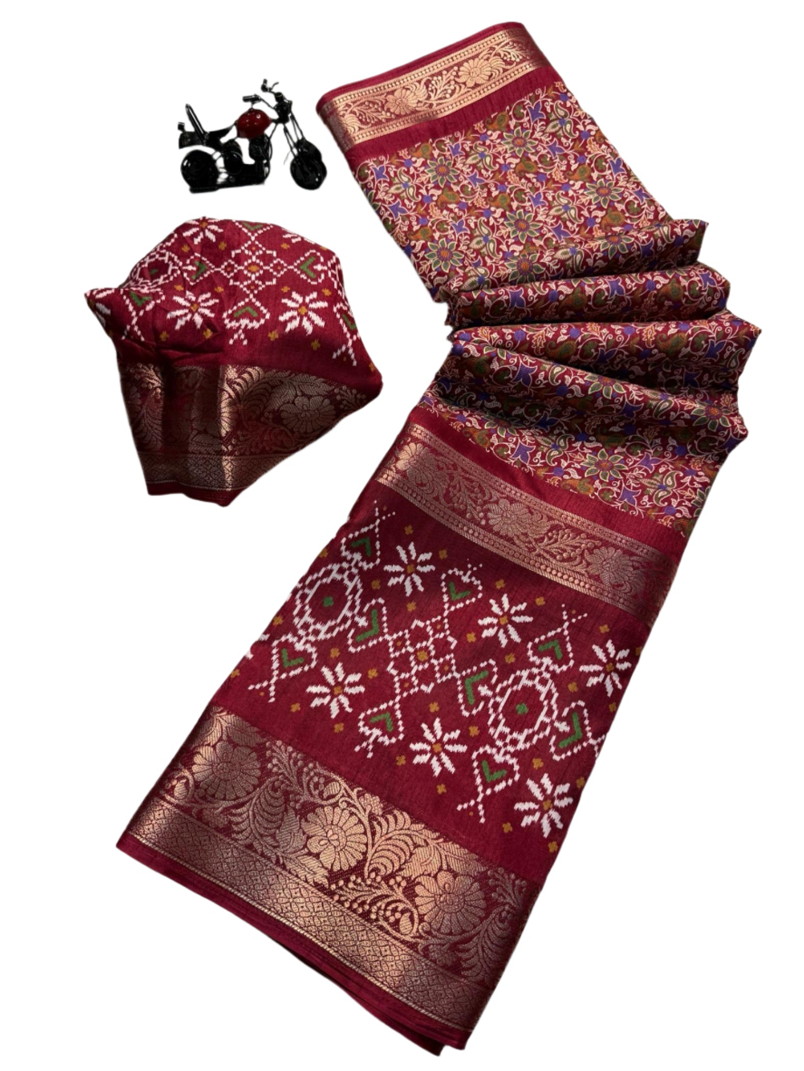 PURE DOLA SILK WITH JACQUARD PATTU BORDER