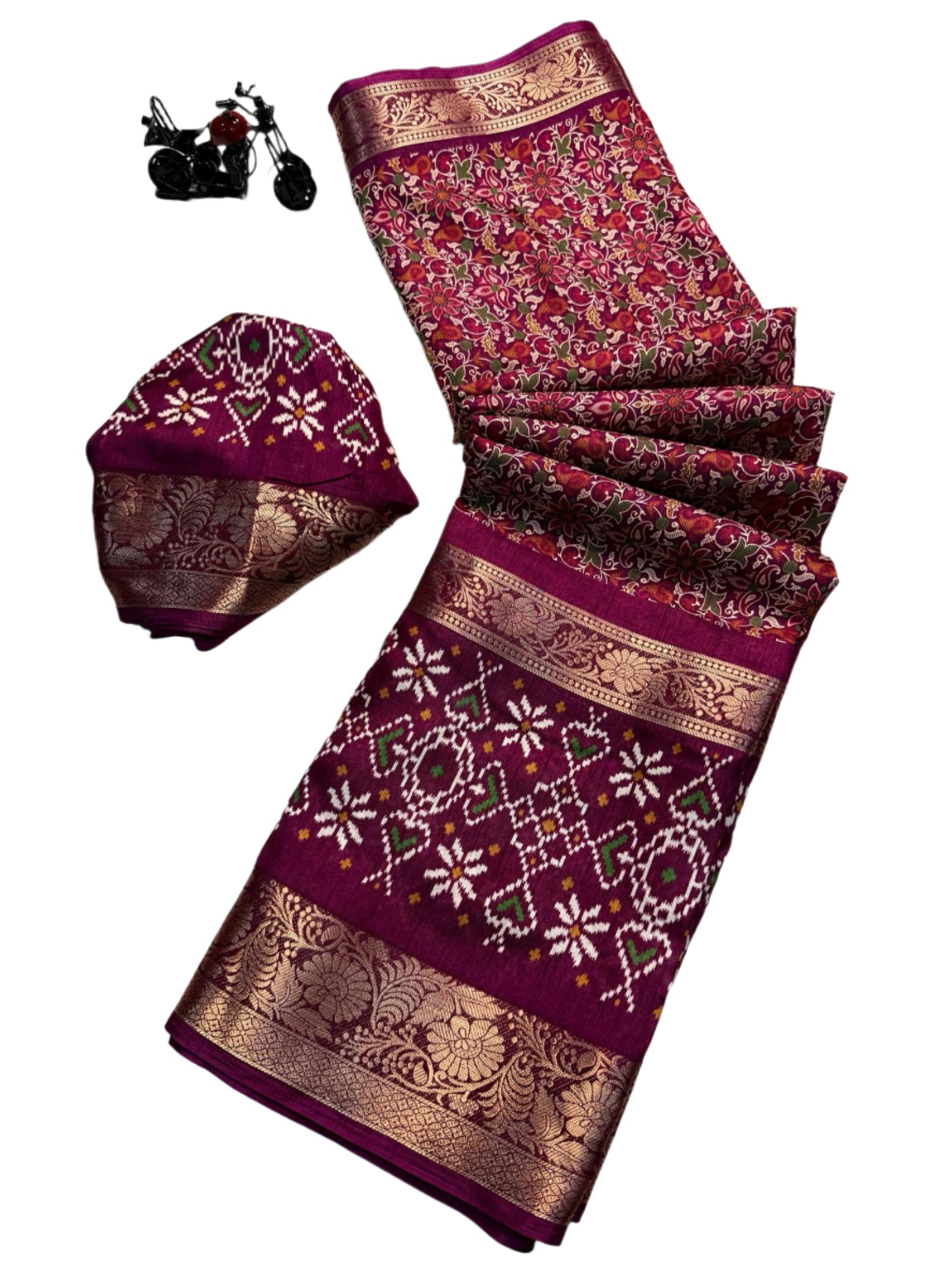 PURE DOLA SILK WITH JACQUARD PATTU BORDER