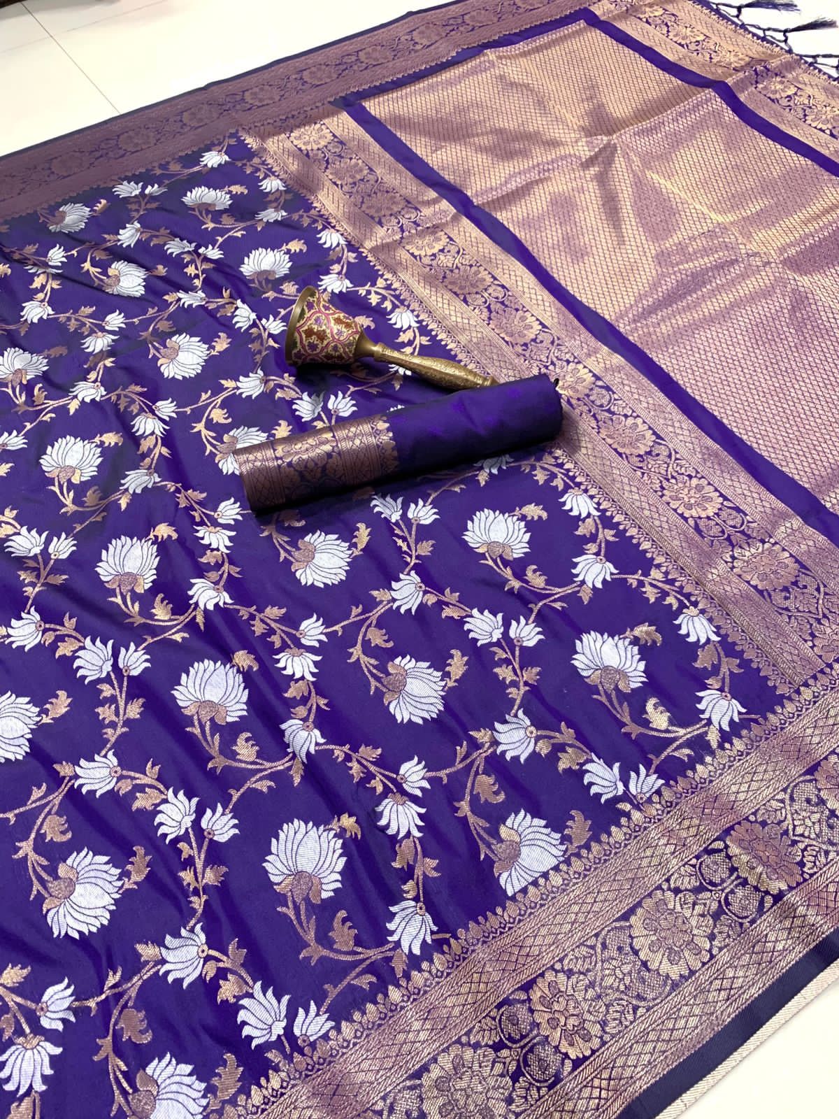 PURE SOFT KANJEEVARAM GOLD ZARI SILK