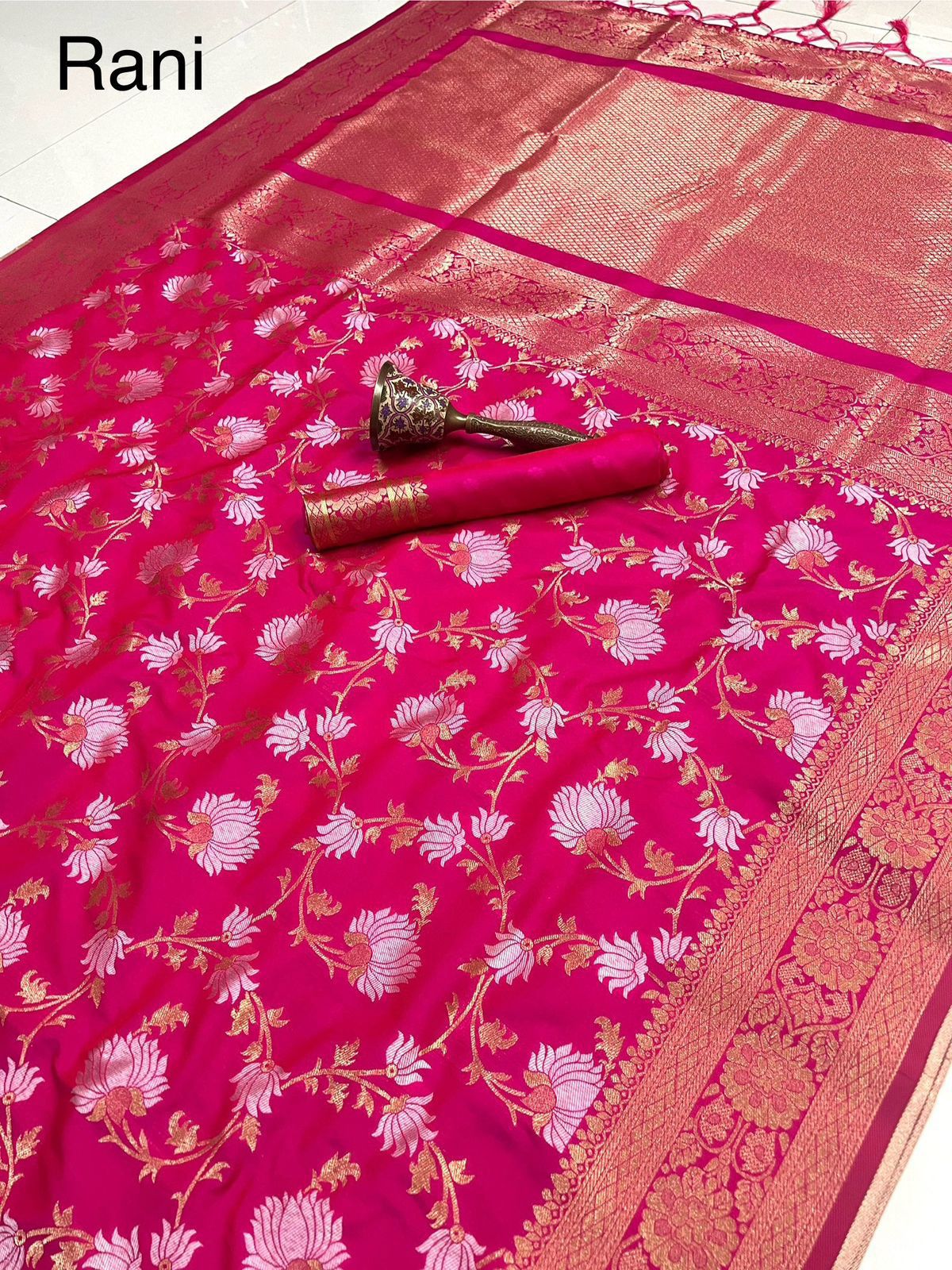 PURE SOFT KANJEEVARAM GOLD ZARI SILK
