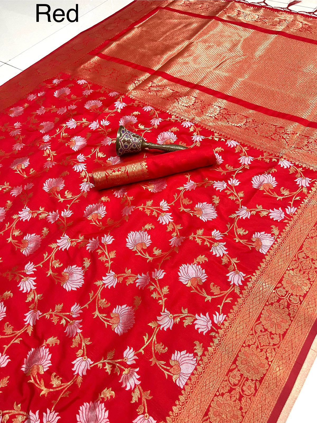 PURE SOFT KANJEEVARAM GOLD ZARI SILK