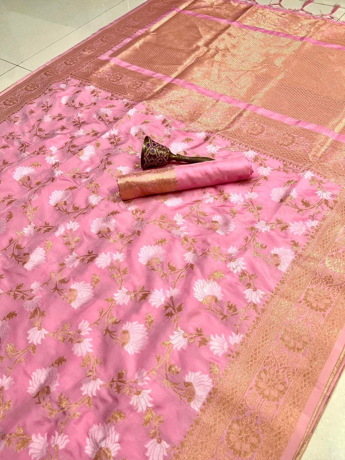 PURE SOFT KANJEEVARAM GOLD ZARI SILK