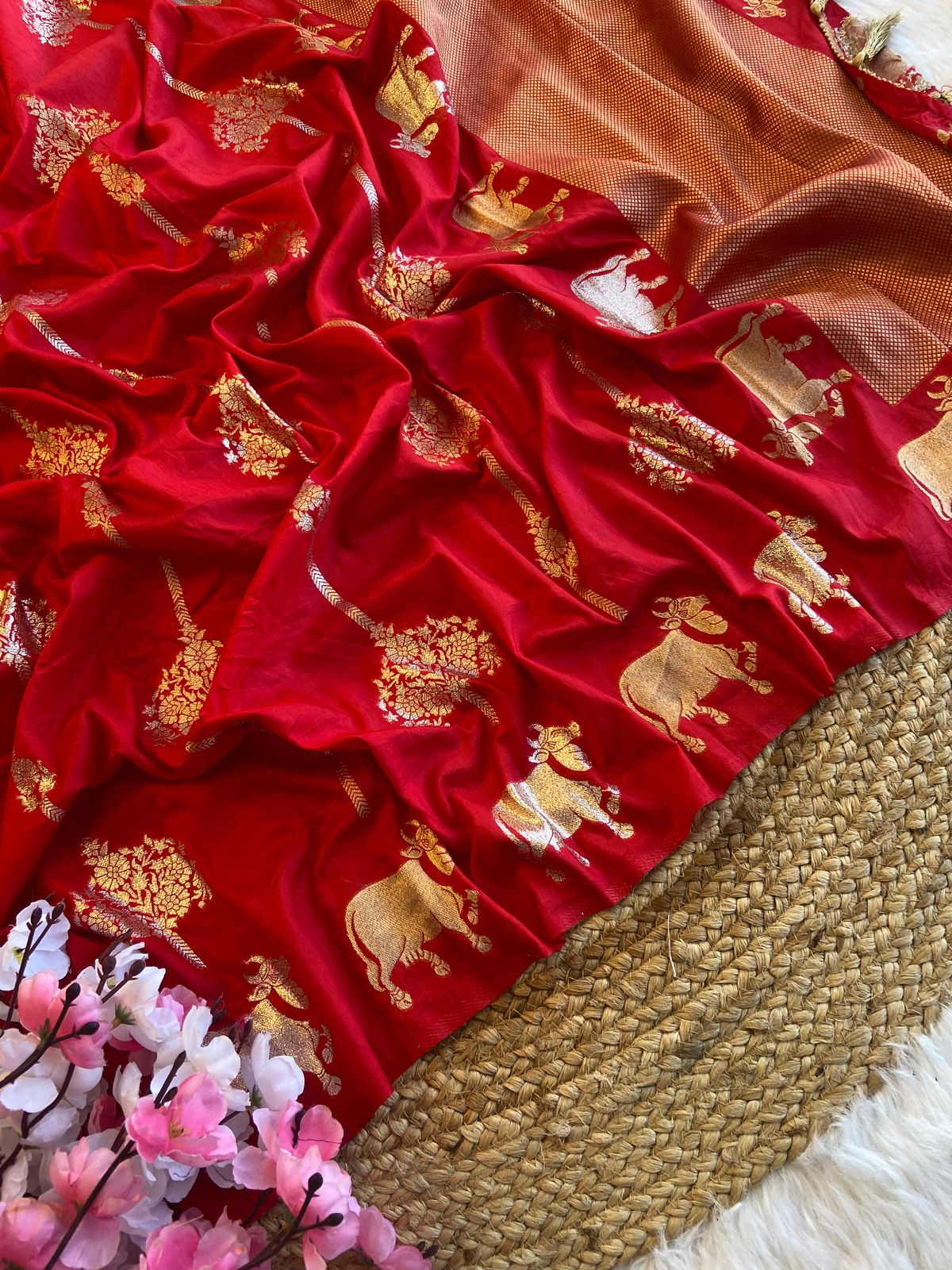 BANARASI SOFT HAND-DYED SAREE ZARI WEAVING