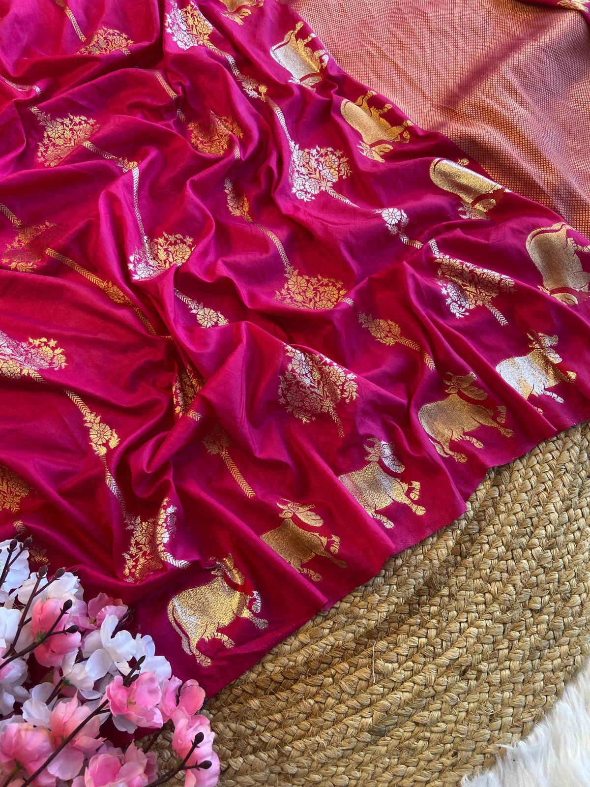 BANARASI SOFT HAND-DYED SAREE ZARI WEAVING