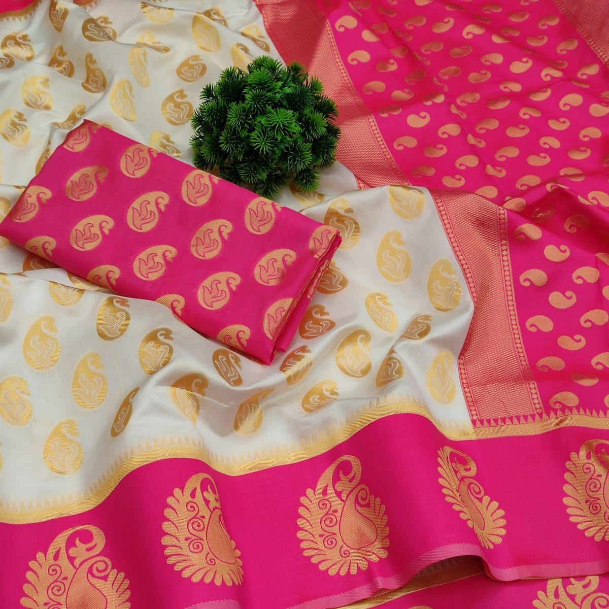SOFT LICHI SILK SAREE