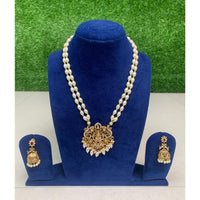 Rajwada Pearl Glow Necklace Set