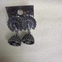 Heirloom Shadow-Cast Jhumkas