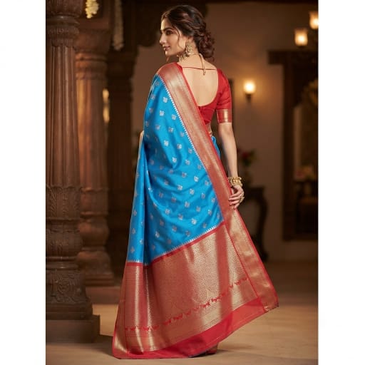 Traditional Zari Woven Kanchipuram Silk Saree.