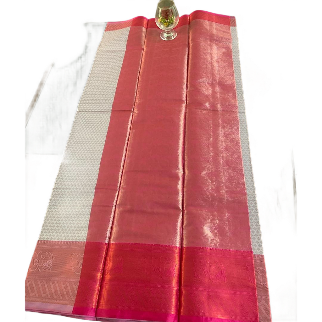 Komal Pushpa Saree