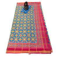 Patola Ikat Geometric Print Saree