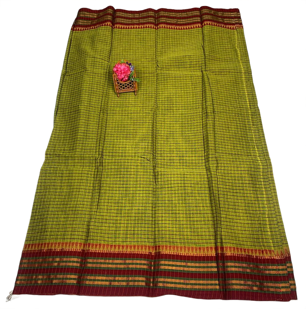 Ruthratcham Checked Saree