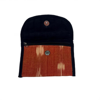 One main zippered compartment