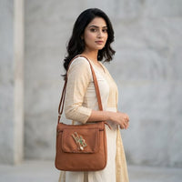 Helwa Me Muliti - Pocket Women's Sling Bag