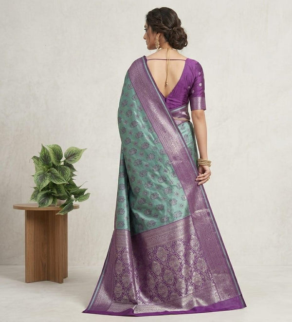 Pushpaneeli Pattu Saree