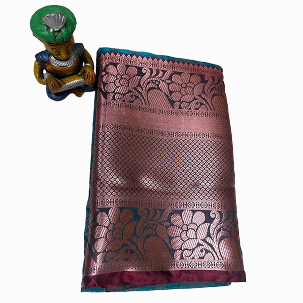 Neela Pushpa Border Pattu
