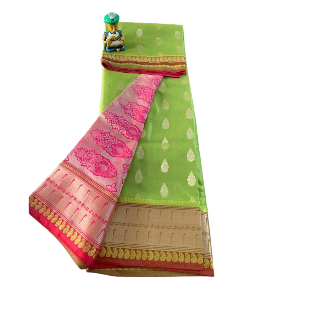 Vasundhara Pushpa Paithani Saree